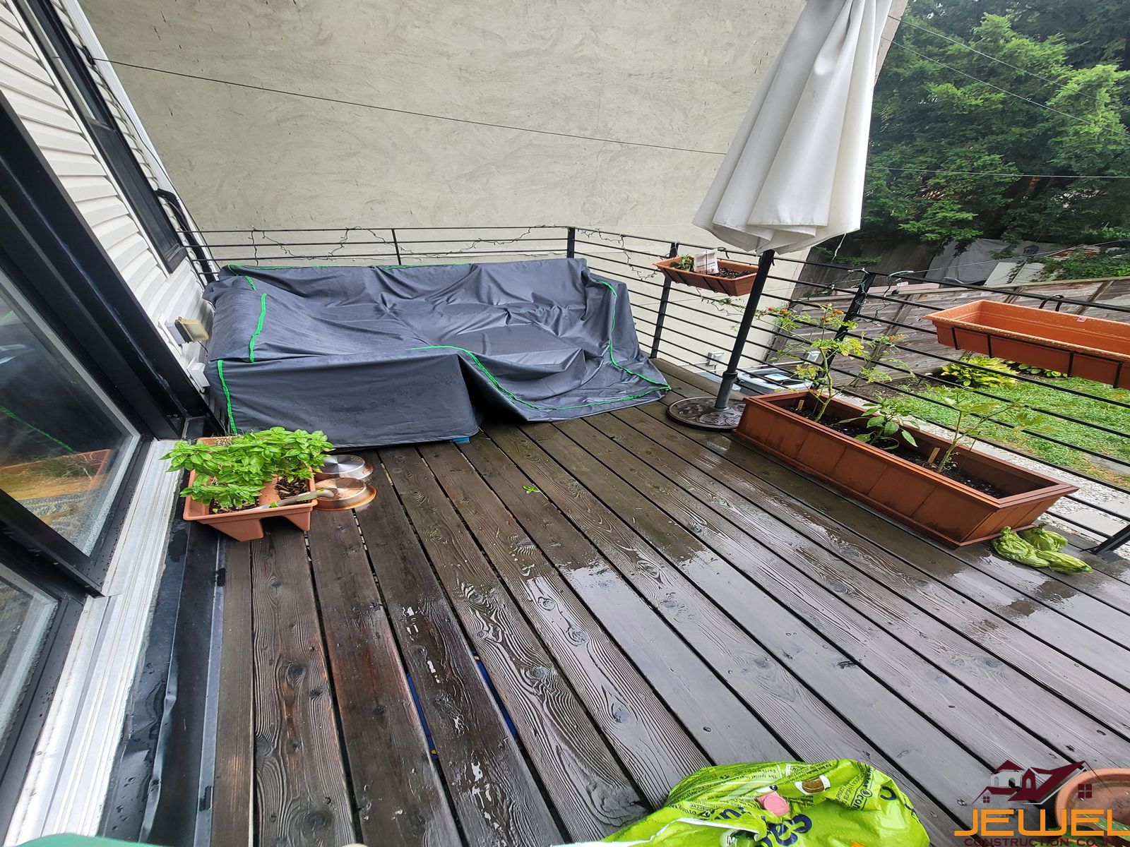 deck-contractors-bedford-stuyvesant-brooklyn-before
